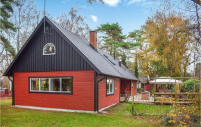 Lovely Home In Höllviken With Kitchen in Höllviken